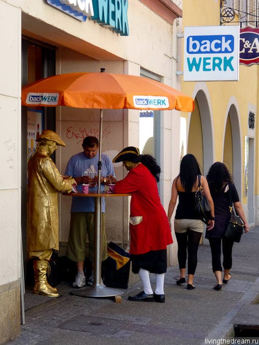 Живые статуи