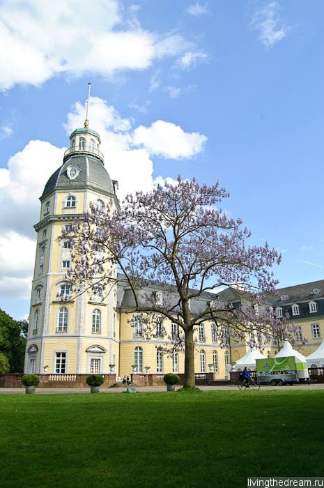 Замок в Карлсруэ Замок в Карлсруэ